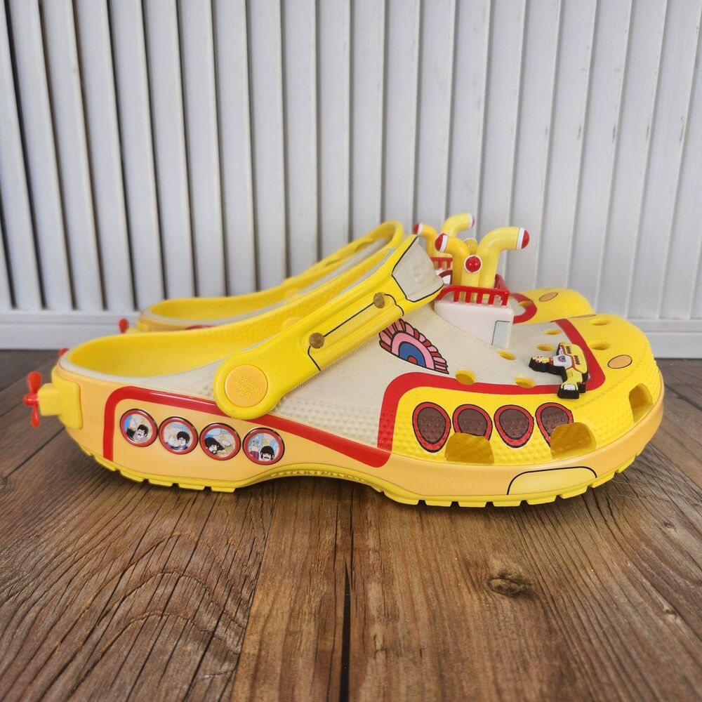 Crocs Classic Clogs The Beatles Yellow Submarine Womens 9 3D Periscope Propeller